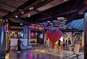 杭州哪家酒吧ktv招聘女服务生,提升专业技能