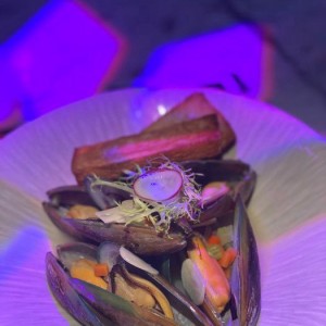 北京中学招聘文案范文（北京中学诚聘英才：招聘启事文案示例）